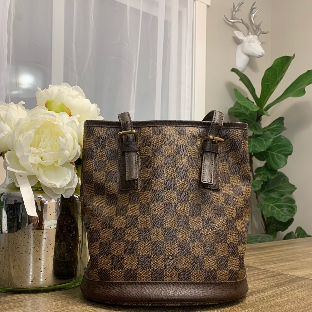 Authentic Louis Vuitton Damier Ebene Marais PM - Picture 4 of 16